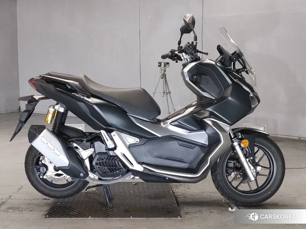 Проданный Honda ADV150 2019 из Японии, фото 2