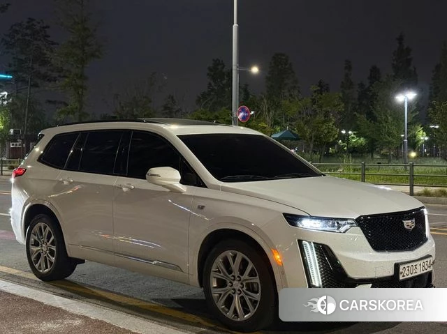 Cadillac XT6 2020 Белый из Кореи