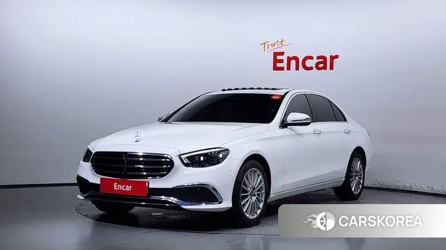 Mercedes-Benz E-Class W213 2022 Белый из Кореи