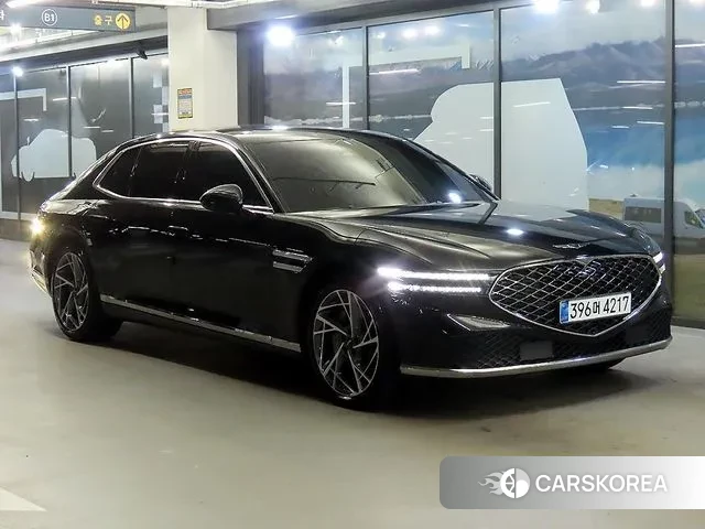 Genesis G90 (RS4) 2022 Черный из Кореи