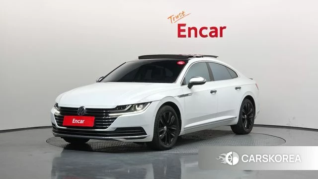 Volkswagen Arteon 2019 Белый из Кореи