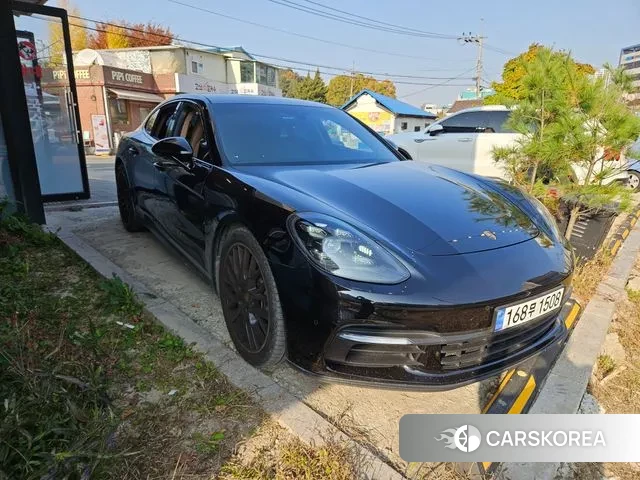 Porsche Panamera (971) 2018 Черный из Кореи