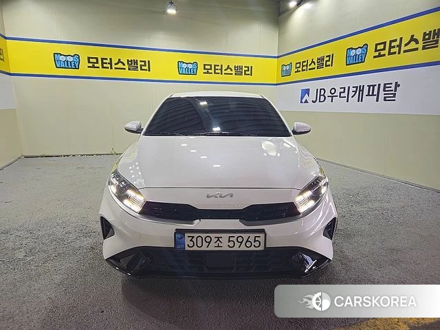 Kia The New K3 2nd generation 2022 Белый из Кореи