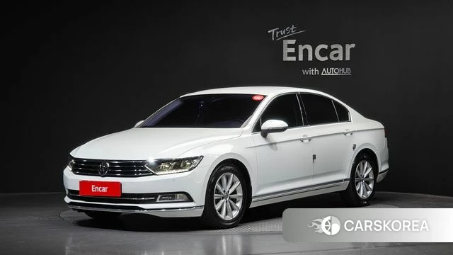 Volkswagen Passat GT (B8) 2018 Белый из Кореи