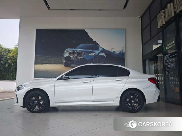 BMW 1 series 2023 Белый из Китая
