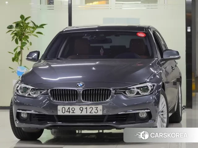 BMW 3 Series (F30) 2018 Серый из Кореи