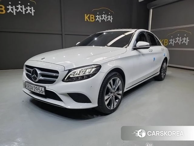Mercedes-Benz C-Class W205 2020 Белый из Кореи