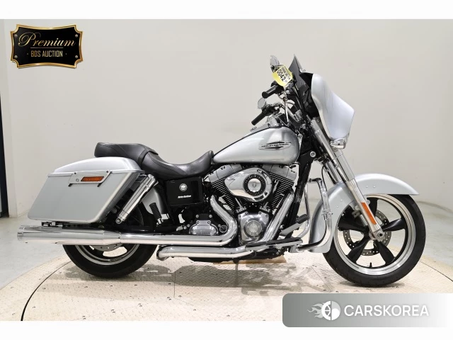 Проданный Harley-Davidson DYNA SWITCHBACK FLD1580 2012 из Японии, фото 2