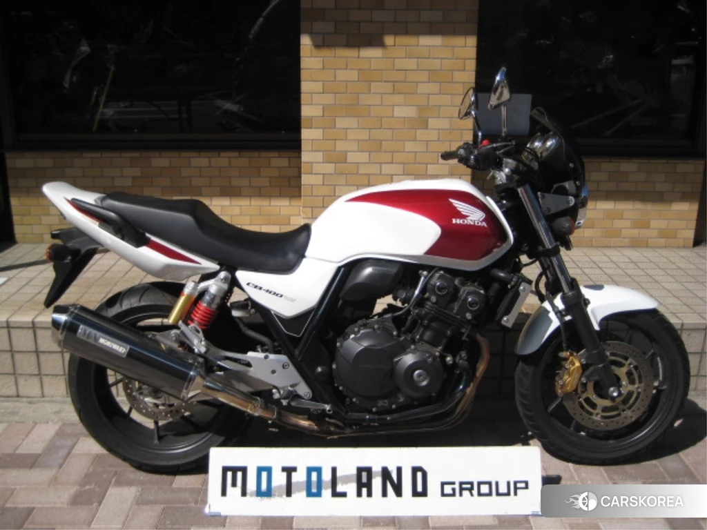 Проданный Honda CB400SF 2016 из Японии, фото 2