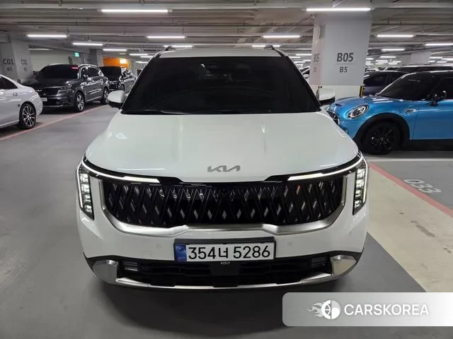 Kia The New Carnival 4th Generation 2025 Белый из Кореи