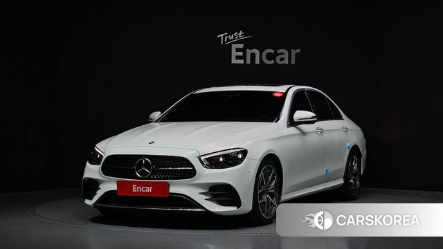 Mercedes-Benz E-Class W213 2022 Белый из Кореи