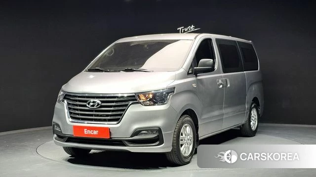 Hyundai The New Grand Starex 2018 Серебристо-серый из Кореи