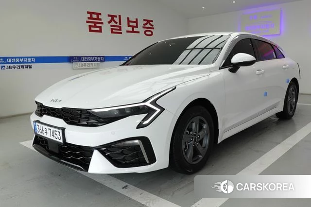 Kia The New K5 3rd generation 2024 Белый из Кореи