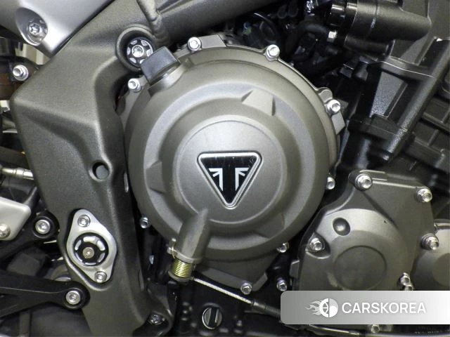 Engine photo