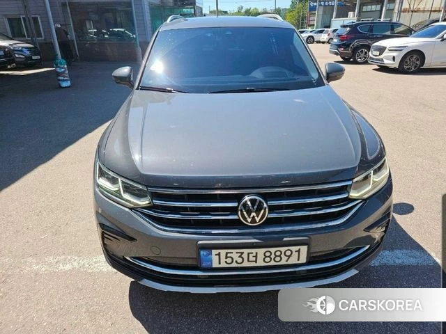 Volkswagen Tiguan second Generation 2021 Серый из Кореи