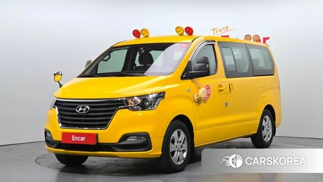 Hyundai The New Grand Starex 2018 Желтый из Кореи