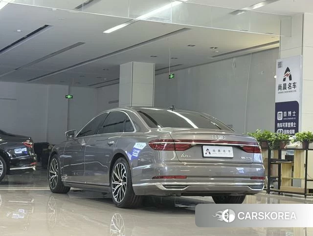 Audi A8 2018 Шампань из Китая