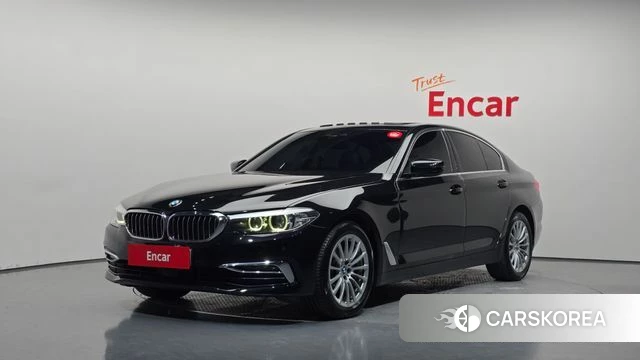 BMW 5 Series (G30) 2019 Черный из Кореи