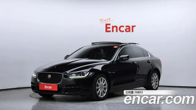 Jaguar XE 2018 Черный из Кореи