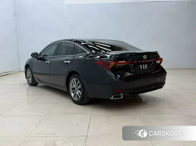 Toyota Asian dragon 2021 Черный из Китая