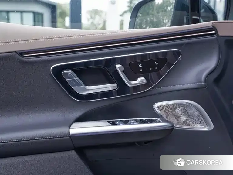 Mercedes-Benz EQE 2025 Черный из Китая