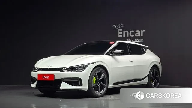 Kia EV6 2023 Белый из Кореи