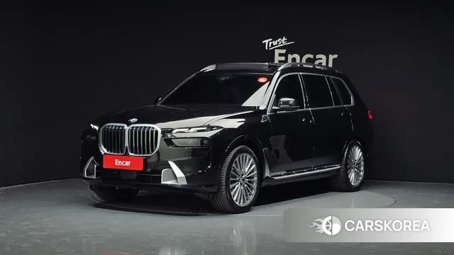 BMW X7 (G07) 2025 Черный из Кореи