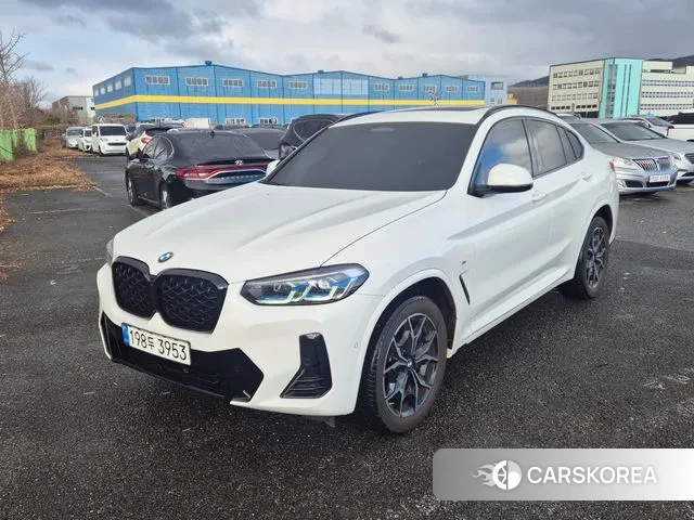 BMW X4 (G02) 2022 Белый из Кореи