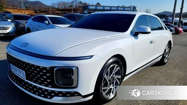 Hyundai Grandeur (GN7) 2024 Белый из Кореи