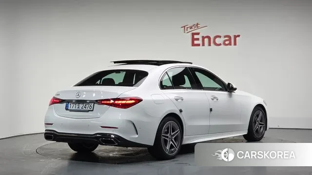 Mercedes-Benz C-Class W206 2025 Белый из Кореи