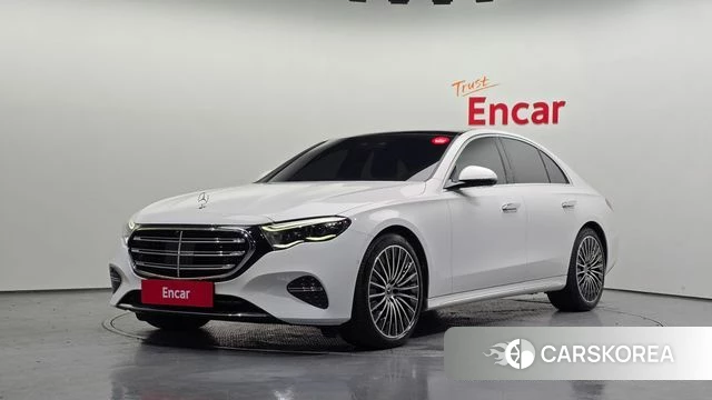 Mercedes-Benz E-Class W214 2024 Белый из Кореи