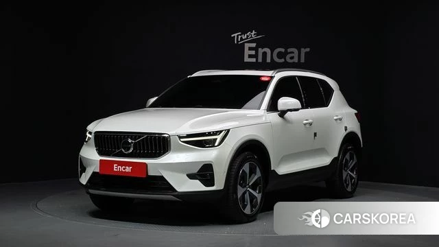 Volvo XC40 2024 Белый из Кореи