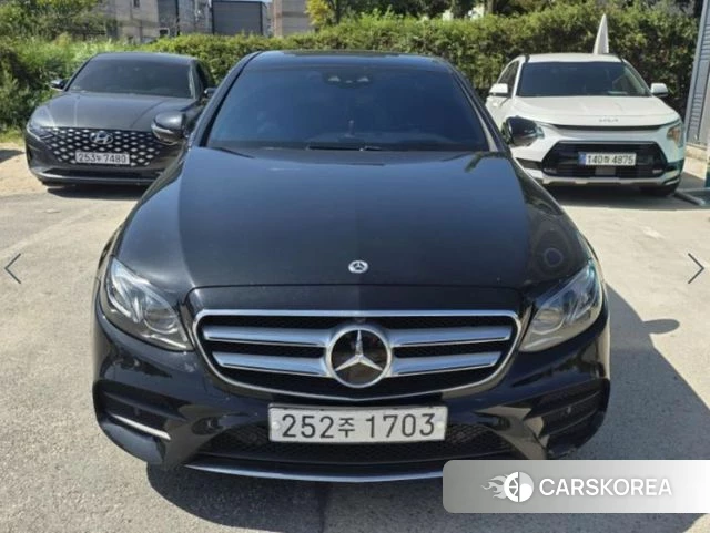 Mercedes-Benz E-Class W213 2019 Черный из Кореи