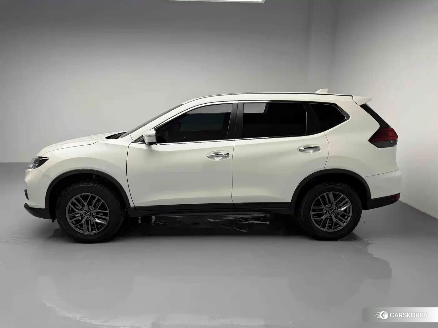 Nissan X-Trail 2026 Белый из Китая
