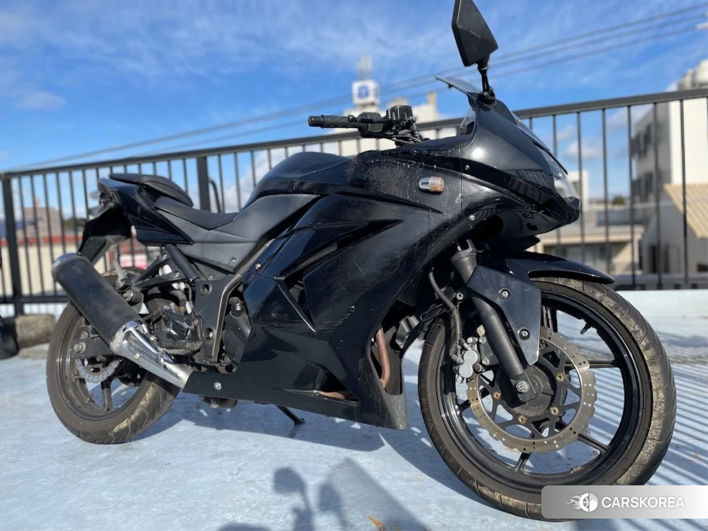 Проданный Kawasaki NINJA 250R id 4171212 из Японии