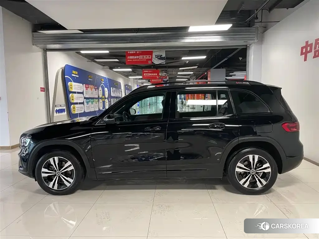 Mercedes-Benz GLB 2023 Черный из Китая