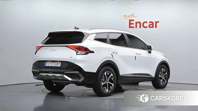 Kia Sportage 5th Generation Hybrid 2021 Белый из Кореи