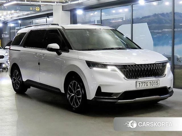 Kia Carnival 4th generation 2021 Белый из Кореи