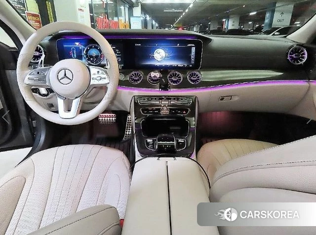 Mercedes-Benz CLS-Class C257 2019 Серебристо-серый из Кореи