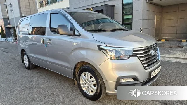 Hyundai The New Grand Starex 2018 Серебряный из Кореи