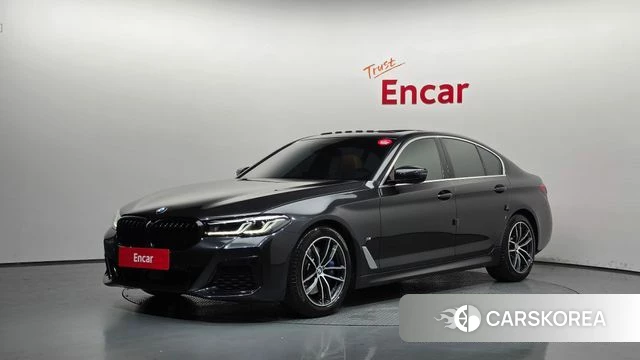 BMW 5 Series (G30) 2022 Серый из Кореи