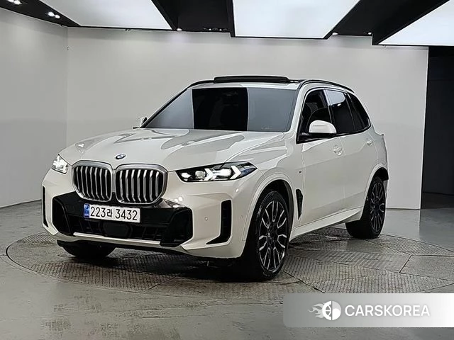 BMW X5 (G05) 2023 Белый из Кореи