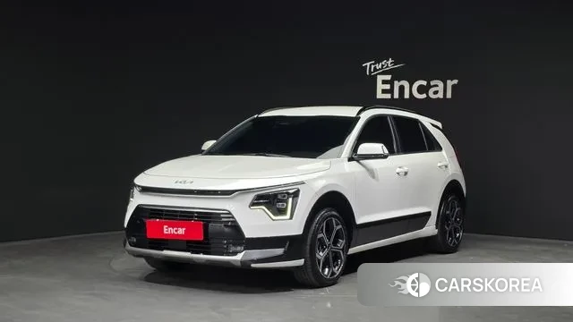 Kia Di Ol Nu Niro 2022 Белый из Кореи