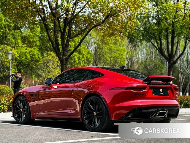 Jaguar F-TYPE 2023 Красный из Китая