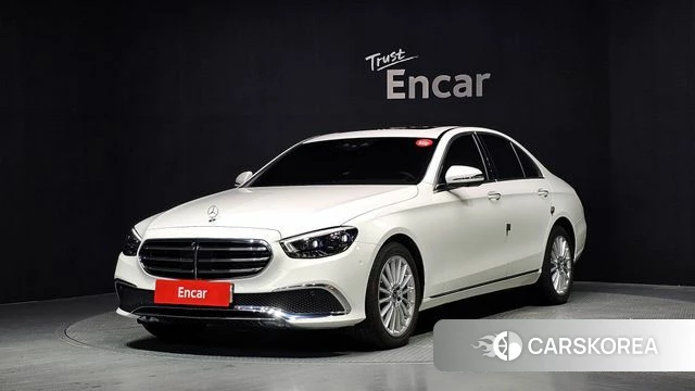 Mercedes-Benz E-Class W213 2023 Белый из Кореи
