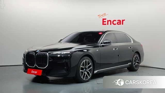 BMW 7 Series (G70) 2024 Черный из Кореи