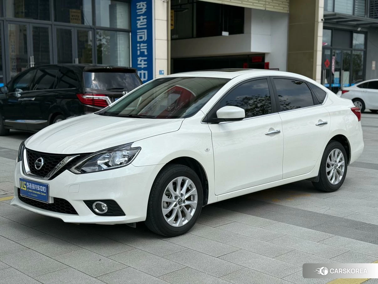 Nissan Xuan Yi 2021 Белый из Китая