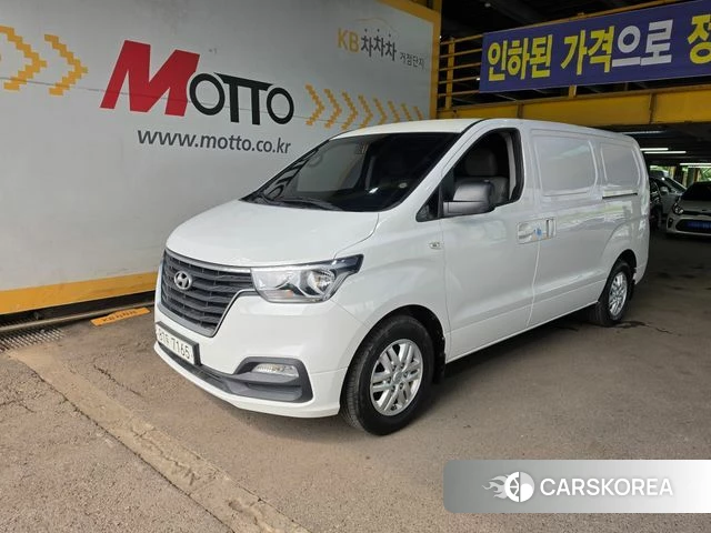 Hyundai The New Grand Starex 2018 Белый из Кореи