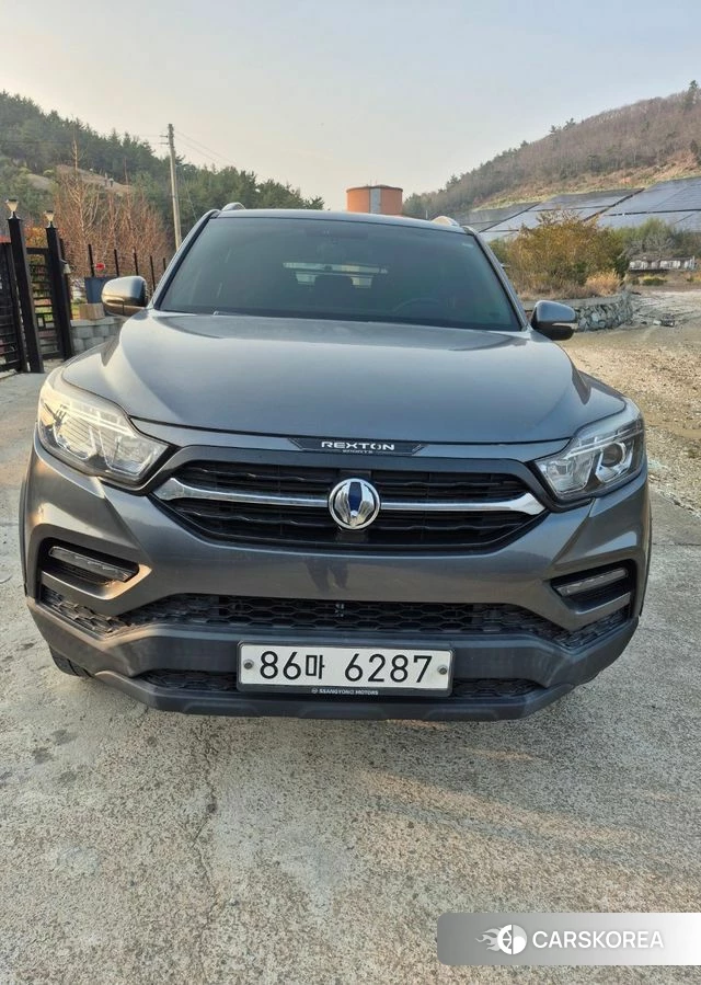 Ssangyong Rexton Sports 2020 Серый из Кореи