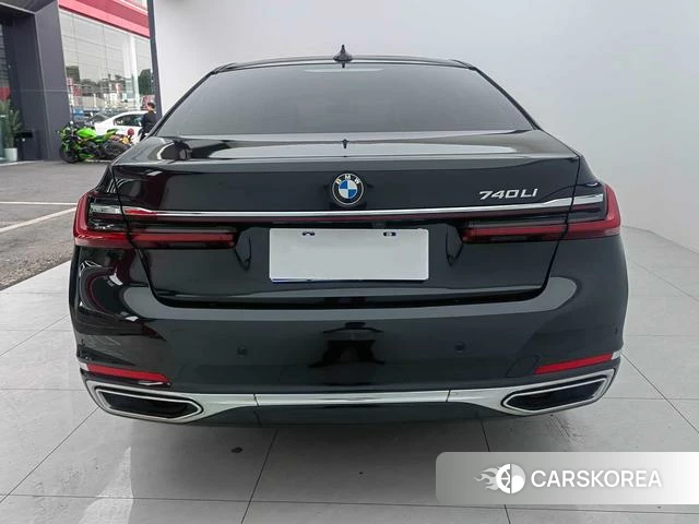 BMW 7 series 2022 Черный из Китая